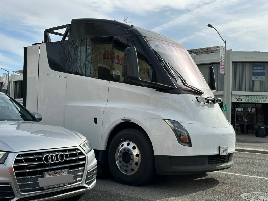 Tesla Semi and Cybertruck Spotted with Lidar Testing Hardware ...